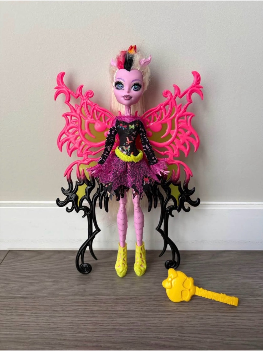 Monster High Freaky Fusion Bonita Femur Doll